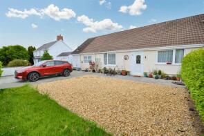 Lleifor, C2001, Llangynin, Carmarthen SA33 4JT