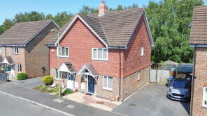 10, Laverstoke Close, Fleet GU51 1HD