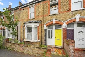 30, Hove Avenue, London E17 7NQ