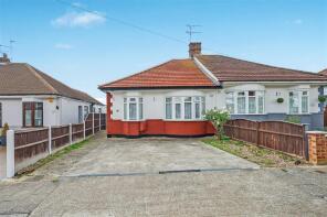 26, Newbury Gardens, Upminster RM14 2PS
