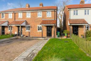25, Chatfield Close, Lewes BN8 4FF