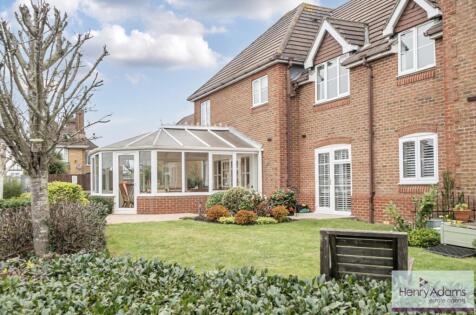 King George Avenue, Petersfield, GU32
