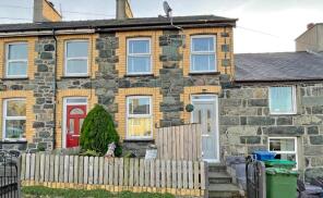 3, Bodawen Terrace, Road From Capel Horeb To Tan Yr Allt Estate, Caernarfon LL54 7NU