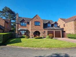 30, Cumberland Gardens, Grantham NG33 4SQ