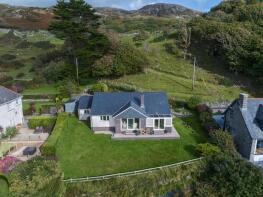 Maes Canol, Ceilwart Lane, Llanaber LL42 1YS