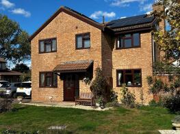 16, Chasely Crescent, Up Hatherley, Cheltenham GL51 3RY
