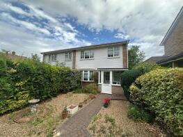 2, Dudley Close, Bovingdon, Hemel Hempstead HP3 0LR