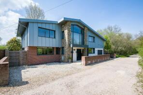 Dale House, Sandy Lane, Kingsley, Bordon GU35 9NH