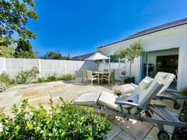 15 Awel Y Mor, Llwyn Gwalch, Pwllheli LL53 6DE