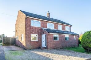 Hillside House, The Hill, Yarmouth Road, Smallburgh NR12 9AD