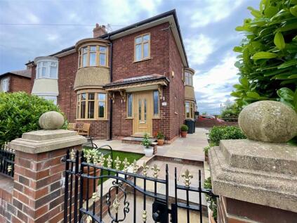 Starmer Crescent, Darlington