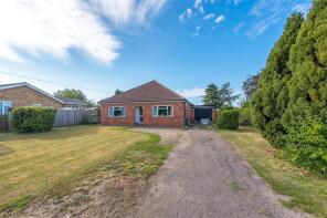 Romin, Wainfleet Road, Skegness PE24 5AY