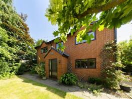 Kamloops, Ashford Carbonel, Ashford Carbonell SY8 4DB