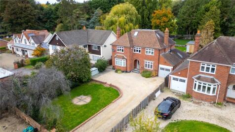 Bath Road, Calcot, Reading, Berkshire, RG31