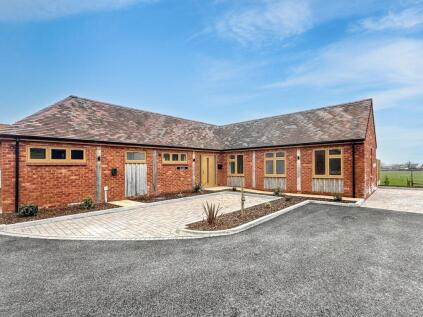 Wadborough Road, Littleworth, Worcester, WR5