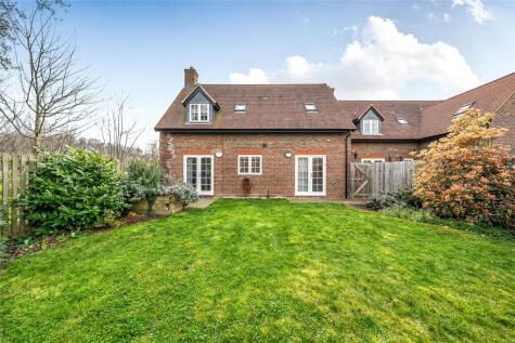 Woodland View, Saunderton, High Wycombe, Buckinghamshire, HP14