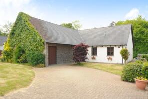 12, Meadow Side, Llanspyddid, Brecon LD3 8PJ