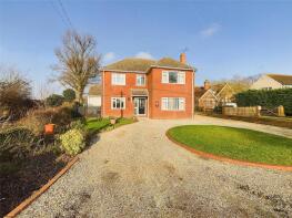 Oak House, Tolleshunt D'arcy Road, Tolleshunt Major CM9 8LN