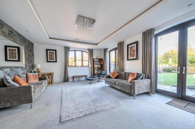 Davidson Frost-Wellings, DFW, Soane Square, Bentle
