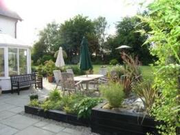 2, Takeleys Manor Cottages, Upland Road, Epping Upland, Epping CM16 6PB
