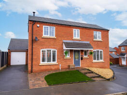 58, Groves Way, Kidderminster DY11 7TU