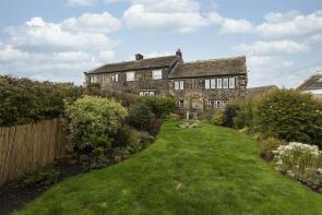 4, Whitestones, Stocksmoor, Huddersfield HD4 6XQ