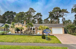 26, St Ives Wood Road, Ringwood BH24 2EA