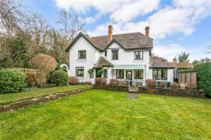 Ferncroft, Burchetts Green Lane, Burchetts Green, Maidenhead SL6 3QW