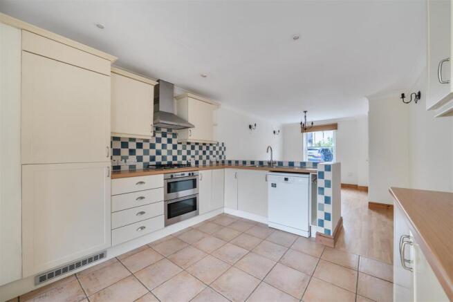 Kitchen/Dining Room