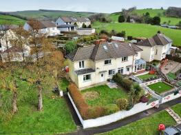 37, Glynllan, Blackmill, Bridgend CF35 6EF
