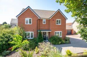 6, Topham Gardens, Arlesey SG15 6AP
