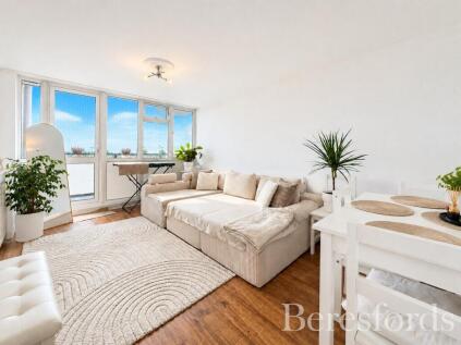 Parkhill Close, Hornchurch, RM12