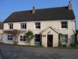 Laudale House, Lea SN16 9PG