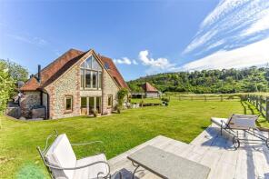 Faraway, Wildham Lane, Chichester PO18 9JF