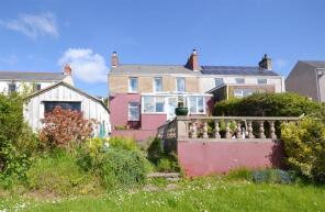 10 Nut House, Hazelbank, Llanstadwell, Milford Haven SA73 1EN
