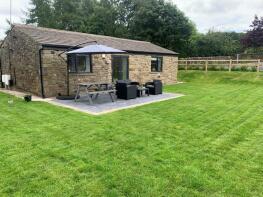 Brook House Stables, Lane Head Lane, Ogden, Halifax HX2 8XN