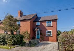 1, Somerset Cottages, Little Marcle Court Road, Ledbury HR8 2LA