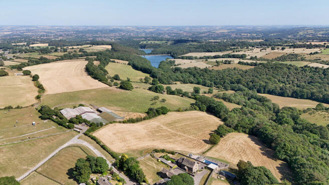 Views Towards Linacre Resevoirs