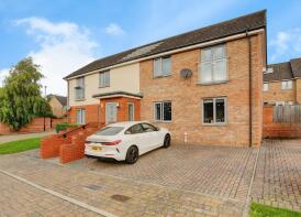10, Lydney Court, Throckley, Newcastle Upon Tyne NE15 9QP