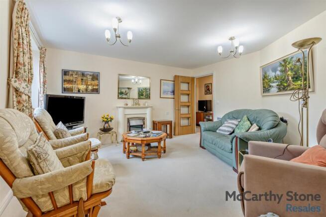 8678089-interior08-800.jpg