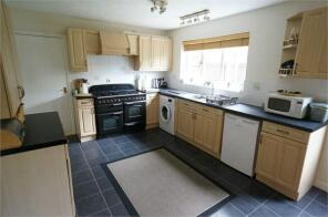 3, Cae Melin, Pontypool NP4 0HX