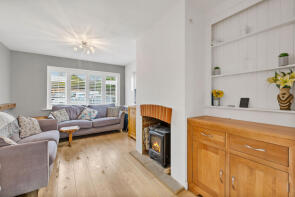 1, Ash Cottages, East Street, Horsham RH12 4RB