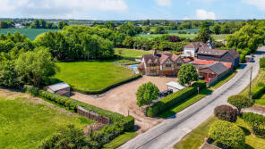 Clare Cottage, Chawston Lane, Bedford MK44 3BH