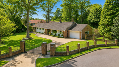 Glen Close, Kingswood, Tadworth