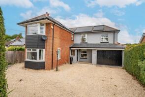 Grange Villa, Cholderton Road, Andover SP11 8LH
