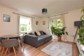 25, Lawson Wood Drive, Meanwood, Leeds LS6 4RW
