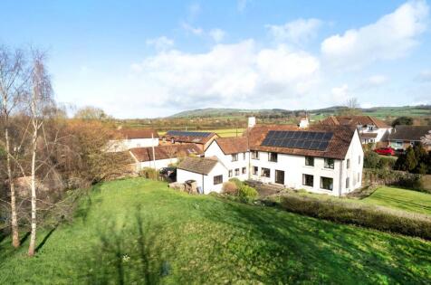Nailsbourne, Taunton, Somerset