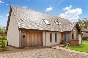 Findlaw Cottage, Main Road Linking The U9 And The C460, St Davids, Crieff PH7 3PW
