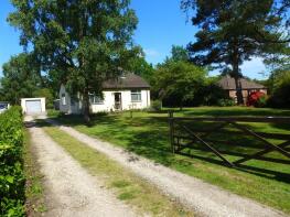 Hengistbury, Reading Road, Padworth Common, Reading RG7 4QL