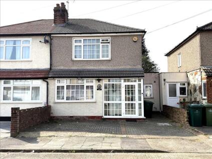 Willowbrook Road, Stanwell